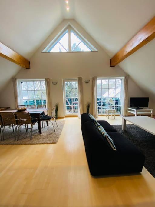 Dachwohnung Mit Wasserblick Und Eigenem Bootssteg Berlin Ngoại thất bức ảnh